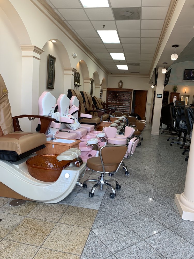BEVERLY NAIL SPA Updated September 2024 90 Photos & 90 Reviews
