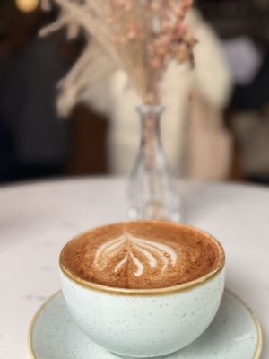 The Clover and the Bee by null