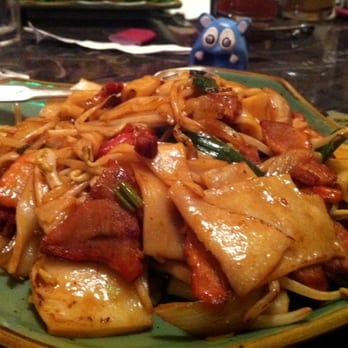 Young Chow Asian - Drunken noodles - Chinese Near Me - Washington, DC, District of Columbia
