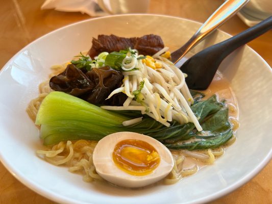 Varee Asian Cafe & Bakery by null