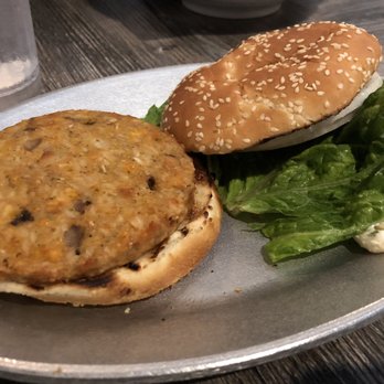 Da Kitchen Maui - Garden Burger - Hawaiian Near Me - Kihei, Hawaii