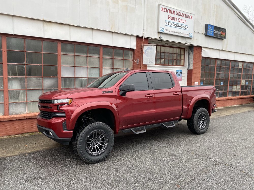 NEWNAN HOMETOWN BODY SHOP 17 Andrew St, Newnan, Body Shops