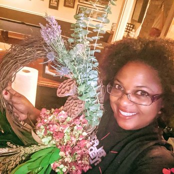 blooms2u - dried flowers, greenery and herbal wreath - Florists Near Me - Ashburn, Virginia