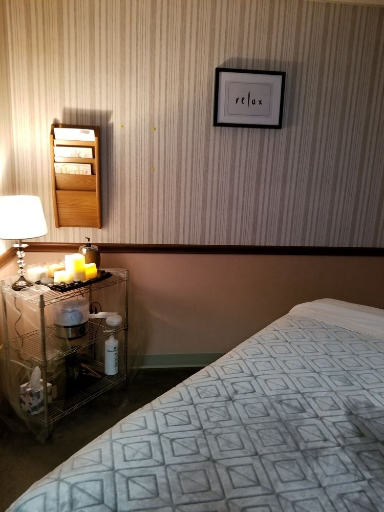 Cyndi's SomaRelax Massage Logo