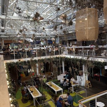Anaheim Packing House - Seating area - Food Court Near Me - Anaheim, California Anaheim Packing House - Seating area - Food Court Near Me - Anaheim, California