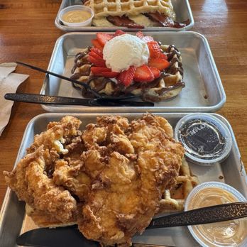 Waffle Love - Breakfast Sammy, Nutella Love, Chicken & Waffles - Waffles Near Me - Round Rock, Texas Waffle Love - Breakfast Sammy, Nutella Love, Chicken & Waffles - Waffles Near Me - Round Rock, Texas
