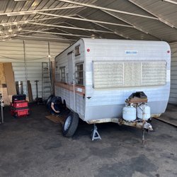 Trailers Northwest - Trailer mid axle flip.