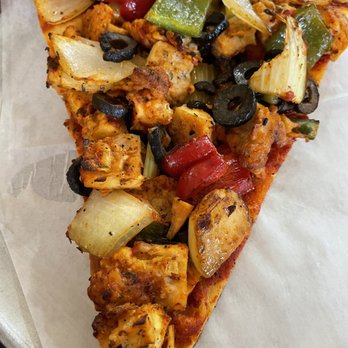 Francesca's Pizzeria and Restaurant - Chicken Cacciatore Pizza - Pizza Near Me - Great Neck, New York Francesca's Pizzeria and Restaurant - Chicken Cacciatore Pizza - Pizza Near Me - Great Neck, New York