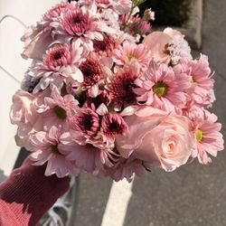 Heart flower arrangement for bridal shower