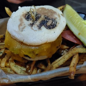 Diablo Burger - Burgers Near Me - Flagstaff, Arizona