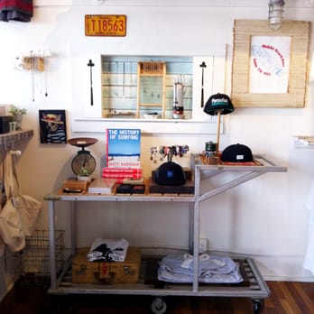 Oliver Men's Shop - Men's Clothing Near Me - Kailua, Hawaii Oliver Men's Shop - Men's Clothing Near Me - Kailua, Hawaii
