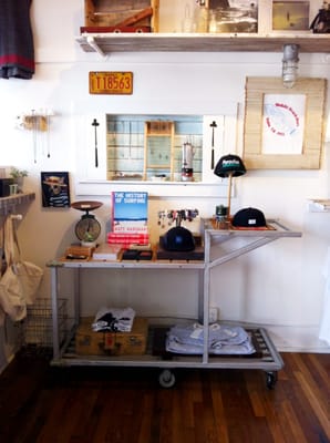 Oliver Men's Shop by null
