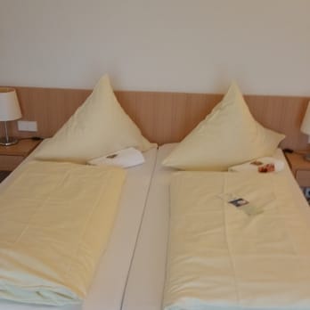 Allgäuer Hof - Doppelzimmer - German Near Me - Wolfegg, BW Allgäuer Hof - Doppelzimmer - German Near Me - Wolfegg, BW