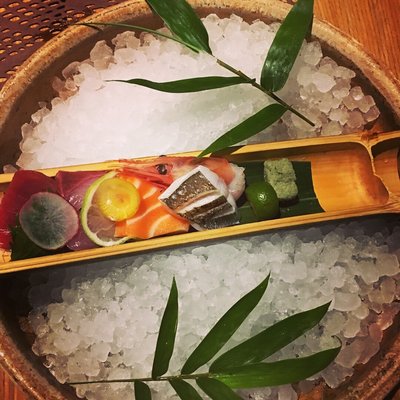 響壽司HIBIKI by null