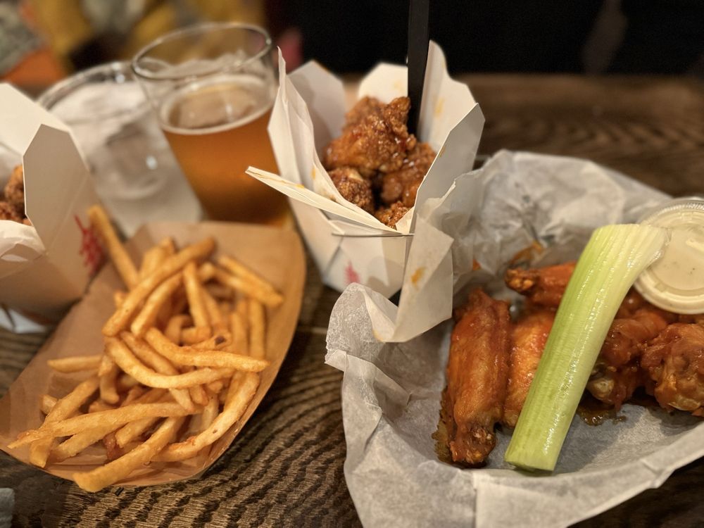 Billy Jack's Wing & Draft Shack