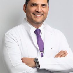 Piero Palacios, MDS DDS - Gentle Braces