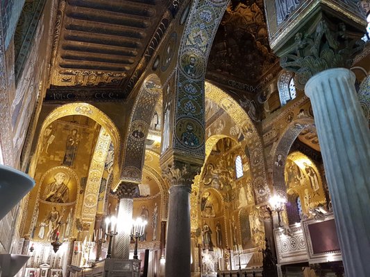 Royal Palace and Palatine Chapel by null
