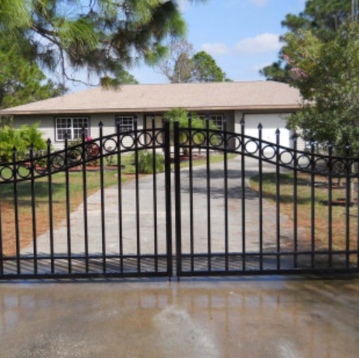 BROOKER FENCE COMPANY Updated August 2024 20 Photos 114 Deer Trl