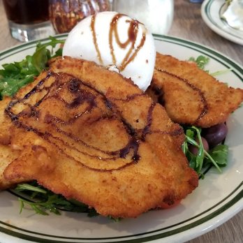 Carmine's Pizzeria - Pizza Near Me - Brooklyn, New York Carmine's Pizzeria - Pizza Near Me - Brooklyn, New York