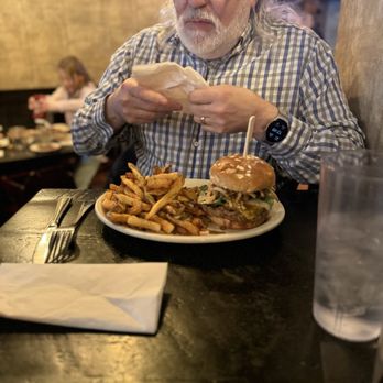 Jackson Ave Pub - Bob Moses - Burgers Near Me - Naperville, Illinois