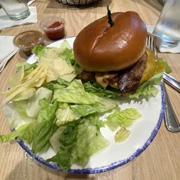 Bacon cheeseburger
