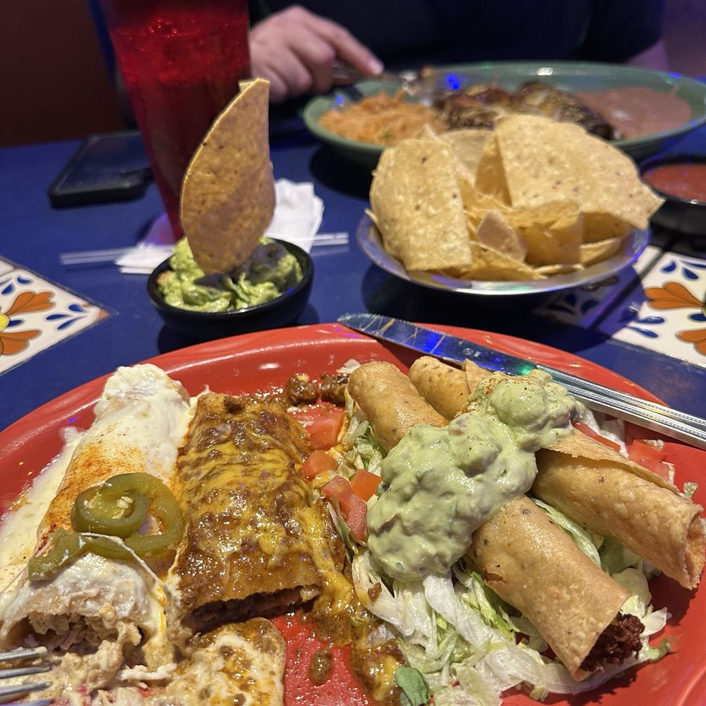 Enchilada's Restaurant - Tex-Mex Near Me - Dallas, Texas Enchilada's Restaurant - Tex-Mex Near Me - Dallas, Texas