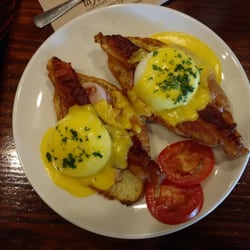 La Madeleine Country French Café - Parisian Eggs