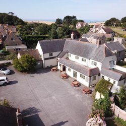 Elm Tree Inn - Aerial view
