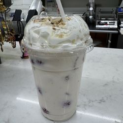Delicias Jalisco - Strawberry and cream / Fresas con crema - Min