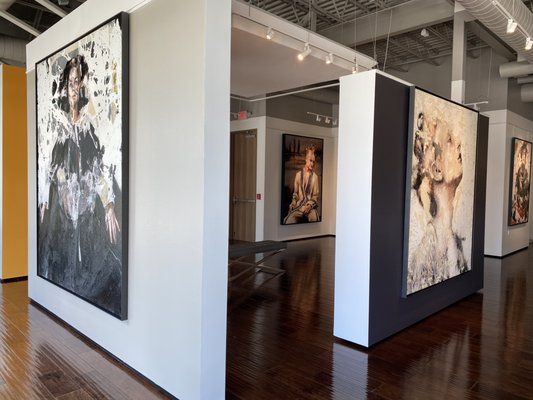 Art of the World Gallery by null