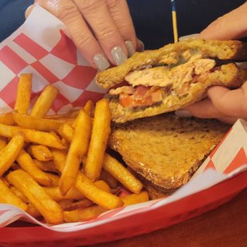 Main Street Daily Grind - Salmon BLT with Fries - Coffee & Tea Near Me - Front Royal, Virginia