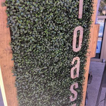 Toast - Front kiosk - Breakfast & Brunch Near Me - Temecula, California Toast - Front kiosk - Breakfast & Brunch Near Me - Temecula, California