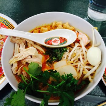 Satay Brothers - Chicken laksa- small portion - Singaporean Near Me - Montreal, Quebec