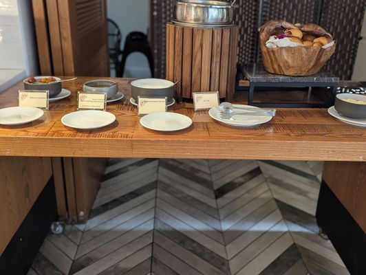 KEA LANI RESTAURANT by null