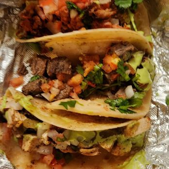 Tacos La Pina - Taco trios-asada, Pollo, al pastor. - Tacos Near Me - Costa Mesa, California Tacos La Pina - Taco trios-asada, Pollo, al pastor. - Tacos Near Me - Costa Mesa, California