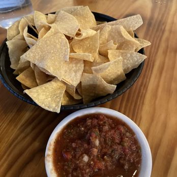 Boathouse Cantina - Appetizer - Chips -n- salsa - Burgers Near Me - Salida, Colorado