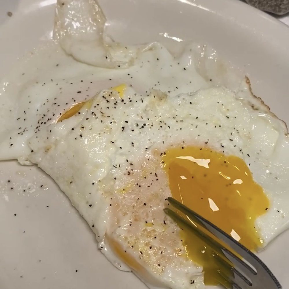 Chez Ben Diner - Over easy eggs - Diners Near Me - Manchester, Connecticut