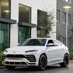 RR AutoClub - Lamborghini Urus