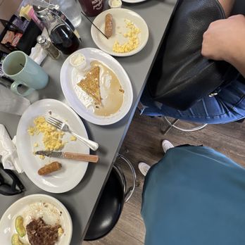 Donna Kaye's Cafe - Delicious breakfast - American Near Me - Bakersfield, California