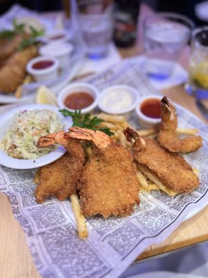 Fly N Fish Oyster Bar and Grill by null