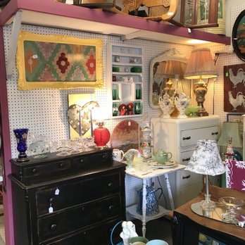 Powell Liberty Antique Mall - Antiques Near Me - Powell, Ohio