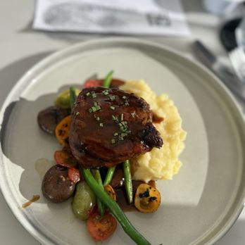 Mala Ocean Tavern - Filet mignon - Seafood Near Me - Lahaina, Hawaii