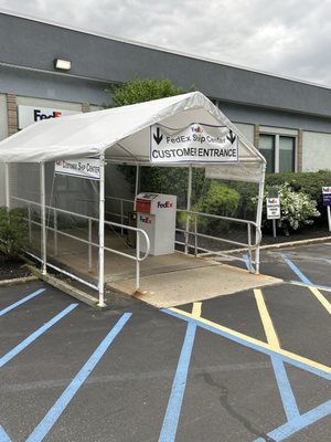 FEDEX SHIP CENTER - Updated September 2025 - 10 Photos & 32