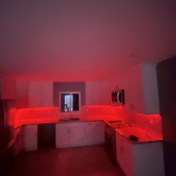 Jags Landscaping Svc - Kitchen red lights - Tree Services Near Me - Concord, California Jags Landscaping Svc - Kitchen red lights - Tree Services Near Me - Concord, California