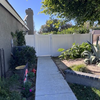 Calcoast Fencing - Fences & Gates Near Me - Los Angeles, California Calcoast Fencing - Fences & Gates Near Me - Los Angeles, California
