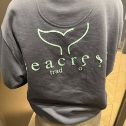30A Trading Co. 131: Surf, Swimwear, Sporting Goods in Seacrest - Terrible quality clothes!