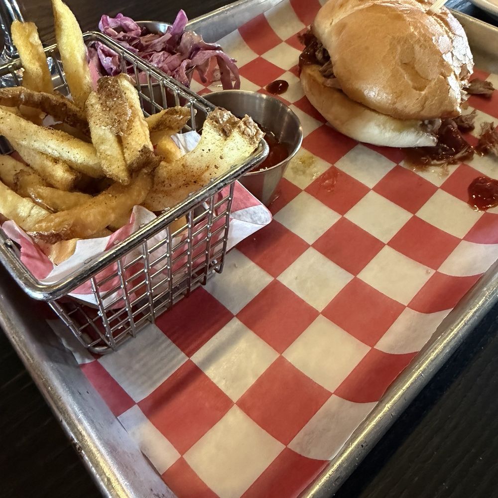 Northbound - Pulled pork sandwich, slaw on the side? Who does that? - Gastropubs Near Me - Souderton, Pennsylvania