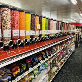 Yummies Candy & Nuts - Candy Stores Near Me - Kittery, Maine