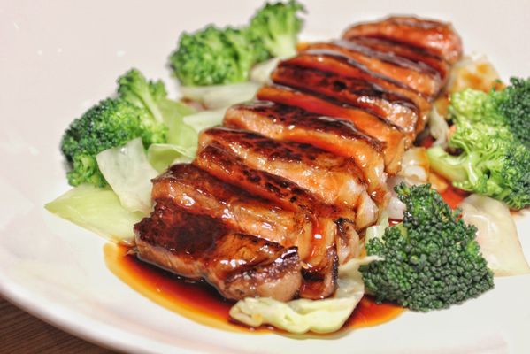 YōKi Japanese Restaurant & Bar - Ramen & Sushi Place by null