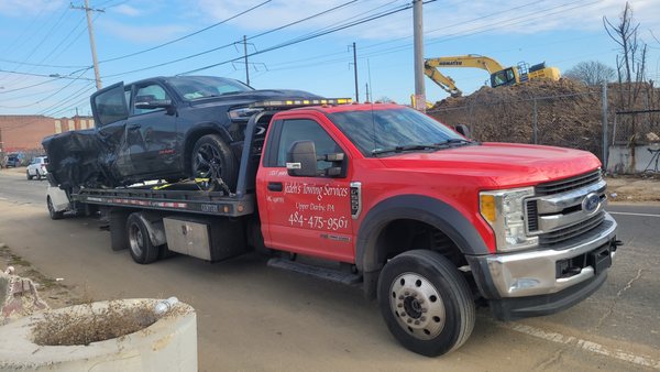 Towing Services 24/7 - At Jedeh’s Towing Services, we understand that vehicle troubles can happen at any time. That’s why our dedicated team is always ready to assist you, ensuring a swift and hassle-free experience. Whether you’re stranded on the side of the road or need a vehicle transported safely, we are just a call away. Our commitment to customer satisfaction sets us apart, and we pride ourselves on delivering exceptional service with a smile. Let us take the stress out of your towing needs and provide you with the peace of mind you deserve. Towing Services 24/7 - At Jedeh’s Towing Services, we understand that vehicle troubles can happen at any time. That’s why our dedicated team is always ready to assist you, ensuring a swift and hassle-free experience. Whether you’re stranded on the side of the road or need a vehicle transported safely, we are just a call away. Our commitment to customer satisfaction sets us apart, and we pride ourselves on delivering exceptional service with a smile. Let us take the stress out of your towing needs and provide you with the peace of mind you deserve.